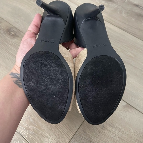 Two-Tone Nude and Black Peep Toe Heels - Picture 6 of 9